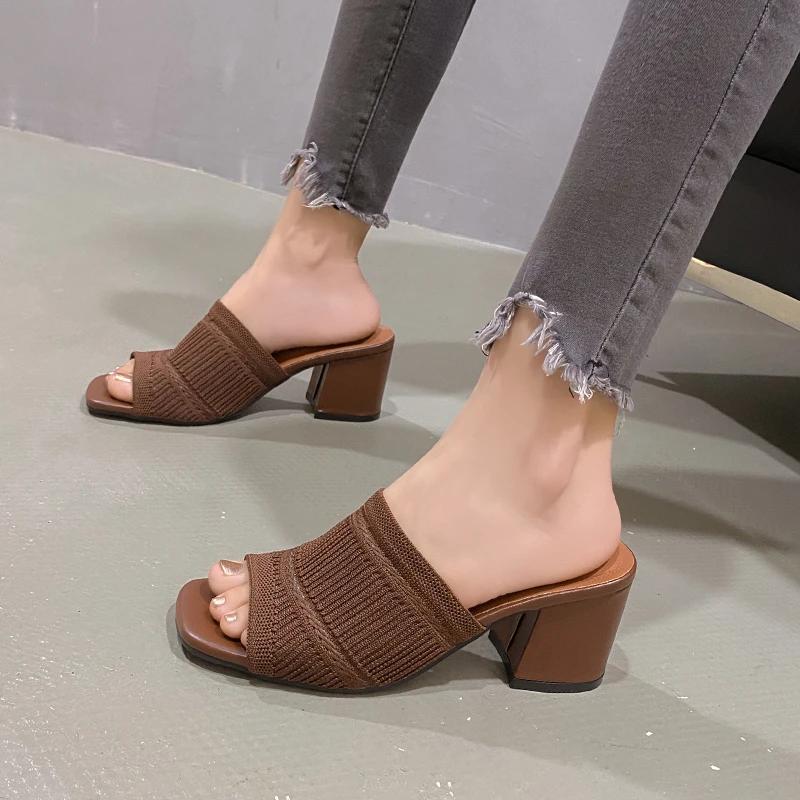 Women's 2025 Spring/Summer New Fashionable Coarse Heeled Sandals with Square Head and Open Toe Casual Large Cool Slippers
