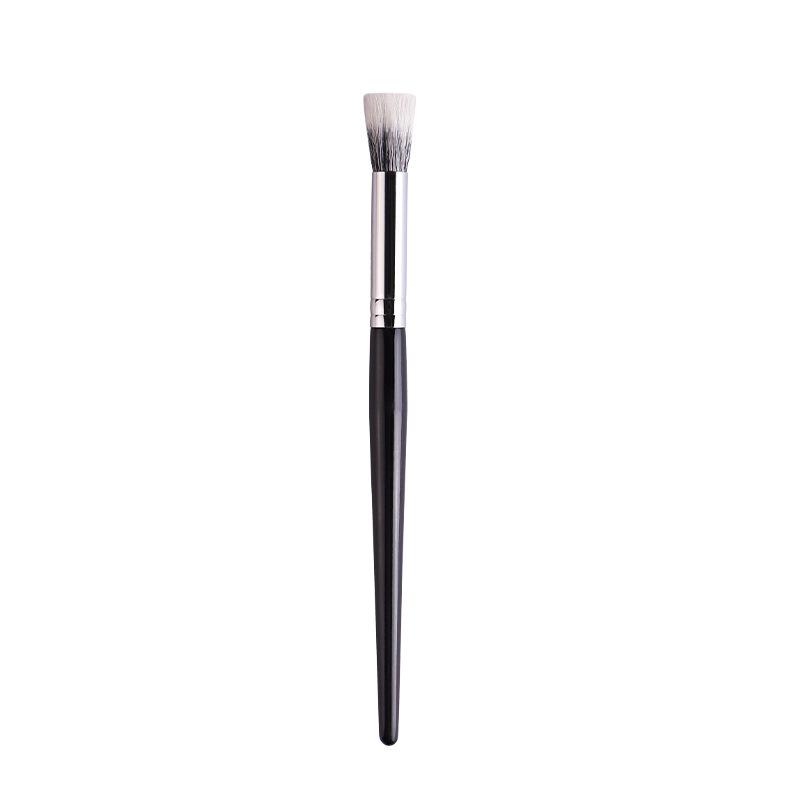 Flat Head Blush Stippling Brush - Fine Goat Hair Makeup Tool