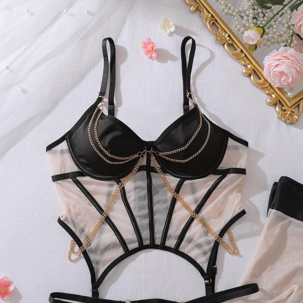 Damen Sexy Dessous-Set, Mit Metallkette Verziert, Durchsichtiges Netz Slim Fit Outfit Mit Strümpfen