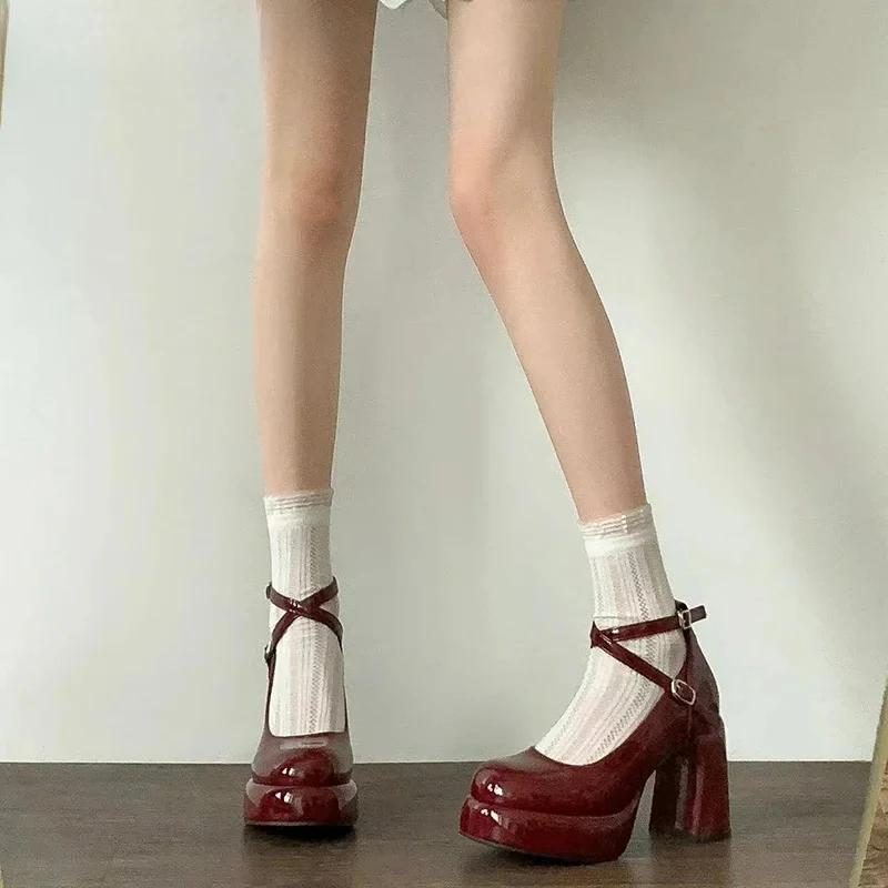 Designer Women Nightclub Pumps Fashion Cross Strap Buckle Shoes 2025 New Spring Autumn Wedding Party Shoes
