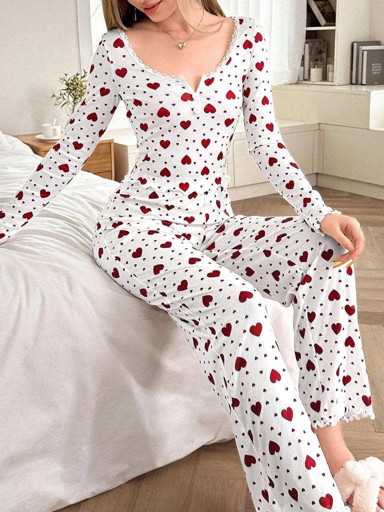 Women’s Heart Print Long Sleeve Top and Pants Pajama Set Two-Piece Loungewear Set Suitable for Outdoor Wear