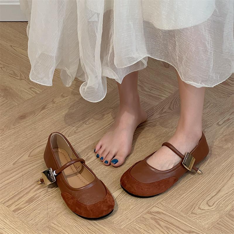 Soft Leather Retro Round Head Metal Buckle Women's Spring and Autumn New Ugly and Cute Small Leather Shoes Women