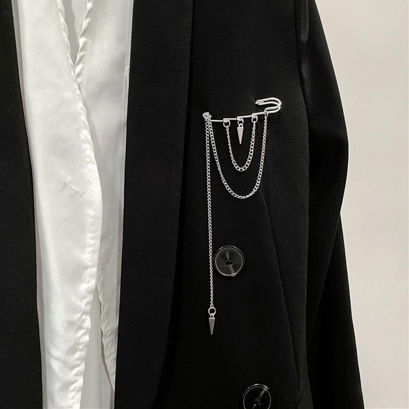 Brož s přívěskem s tmavým střapcem Pro muže Ženy Vintage Brože Punk Stay Gothic Šperky Harajuku Streetwear