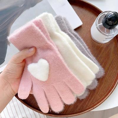Durable And Safe Korean Love Heart Pink Gloves Women Plush Gloves Autumn And Winter Thick Mittens Full Finger Gloves Girls Warm Touchscreen Glove