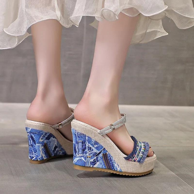 Fashion 2024 Summer High Quality Women's Shoes Fashion Color Block Open Toe Women's Slippers Large Size Women's High Heel Slippers