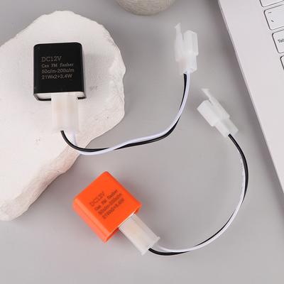 Relè elettronico LED a 2 pin regolabile con fili per moto, motocicli, scooter, indicatori di direzione, relè lampeggiatore rapido (iperflash)