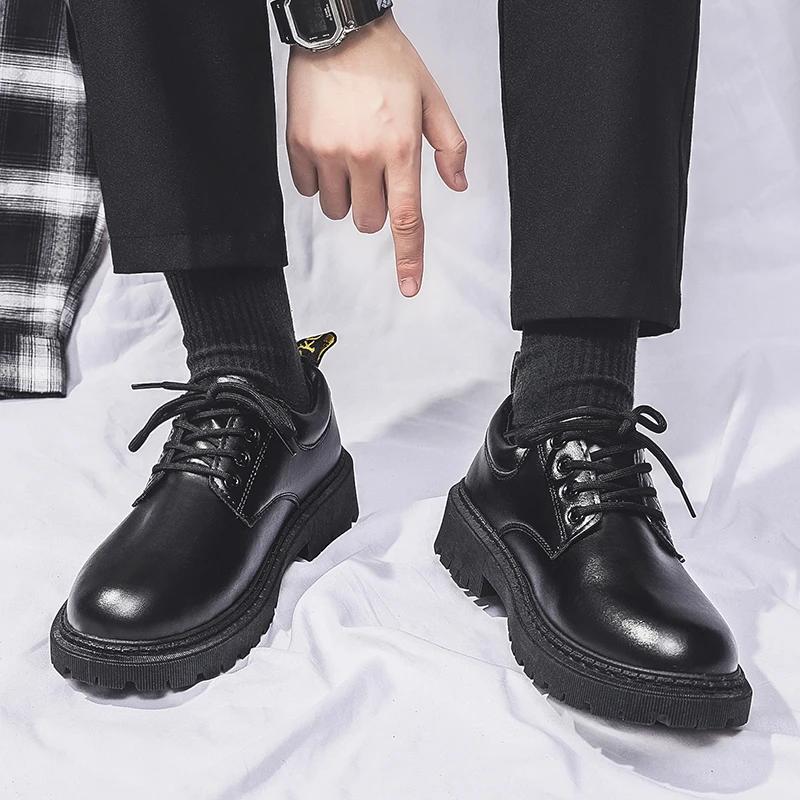 Mode Leder Herren Freizeitschuhe Atmungsaktiv Handgefertigt Herren Business Schuhe Klassische Schwarze Schuhe Flats Herren Anzugschuhe Mokassins