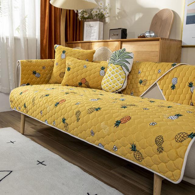 Thick Soft-touch Sofa Cushion Four Seasons Non -Slip Thermal Retention Sofa Towel Milk Velvet Cushion Universal Sofa Decoration Cover 70x70cm