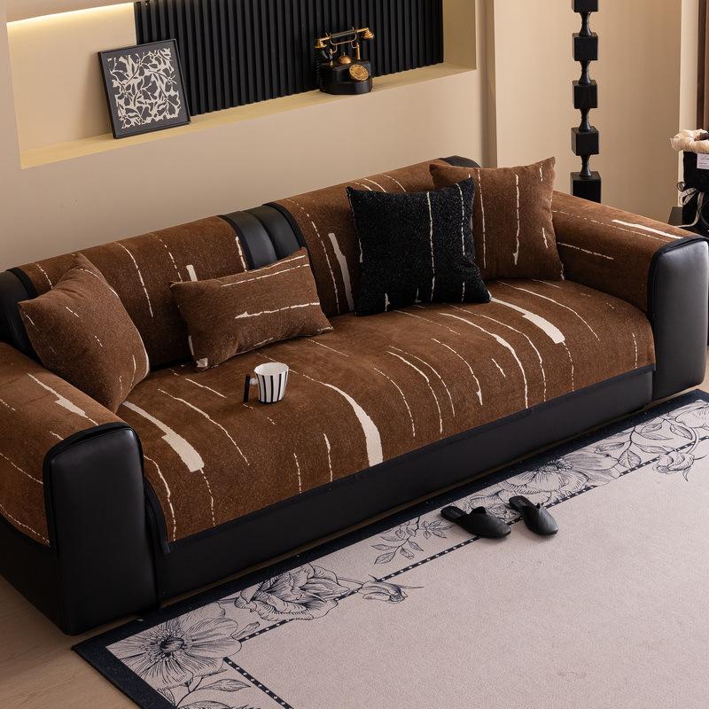 

One-Piece Fixed Non-Slip Chenille Sofa Cushion New Light Luxury High-End Sense Anti-Cat Scratch Sofa Cushion 70*70cm