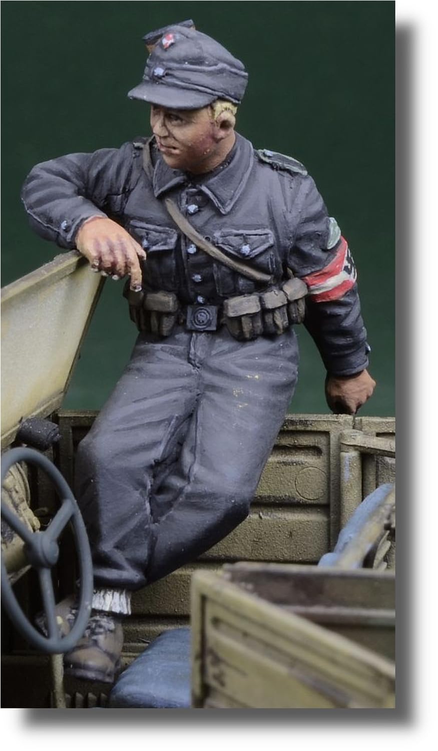 

Миниатюрный немецкий HJ Boy 1945 смоляной набор DD35234 D-Day 1/35