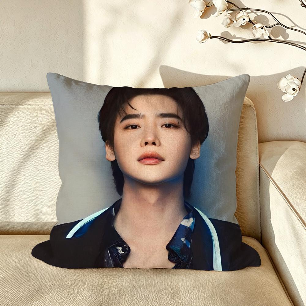 Celebrity LLee JJong SSuk Cushion Cover Pillow Case Antidustmite Pillowcase Silky Short Plush Sofa Cushion Cover hot