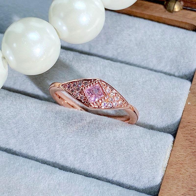 

New Rose Gold Micro-Inlaid Zir*****Pen Ring Shines With High-End Charm Niche Light Luxury Stacked Ring Woman Adjustable opening