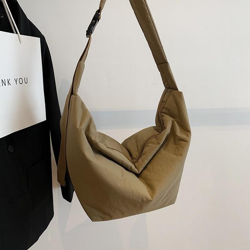 Winter Padded Messenger Bag Women'S Light Solid Color Messenger Bag Casual Down Cotton Bag Tide