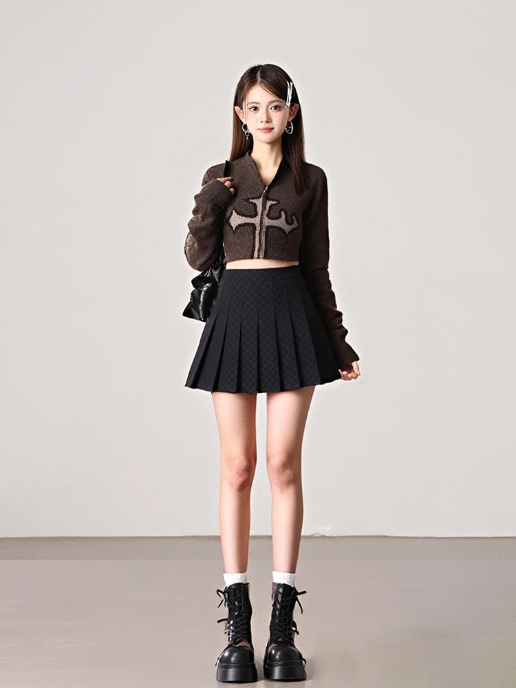 2025 Autumn/Winter Retro High-Waist Plaid Pleated Skirt