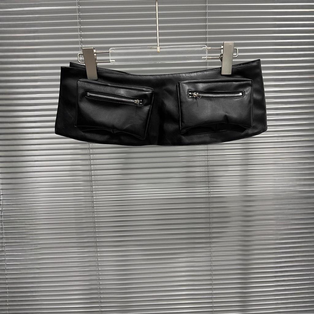 2025 A/W Black Pleated Leather Skirt with Detachable Velcro Pockets & Patchwork A-line Design