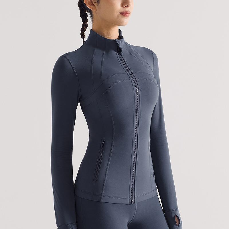 

Женская спортивная куртка с воротником-стойкой на молнии для бега и йоги S светло-синий