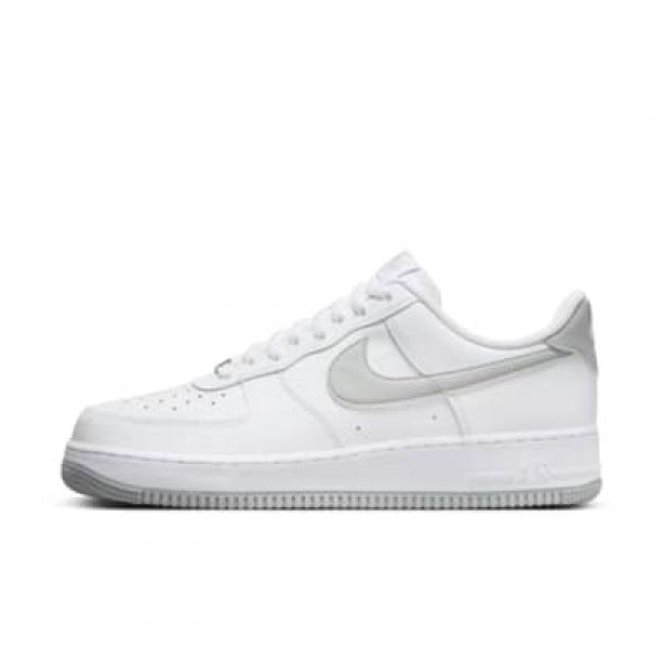 

Мужские кроссовки Nike Air Force 1 07 FJ4146-100