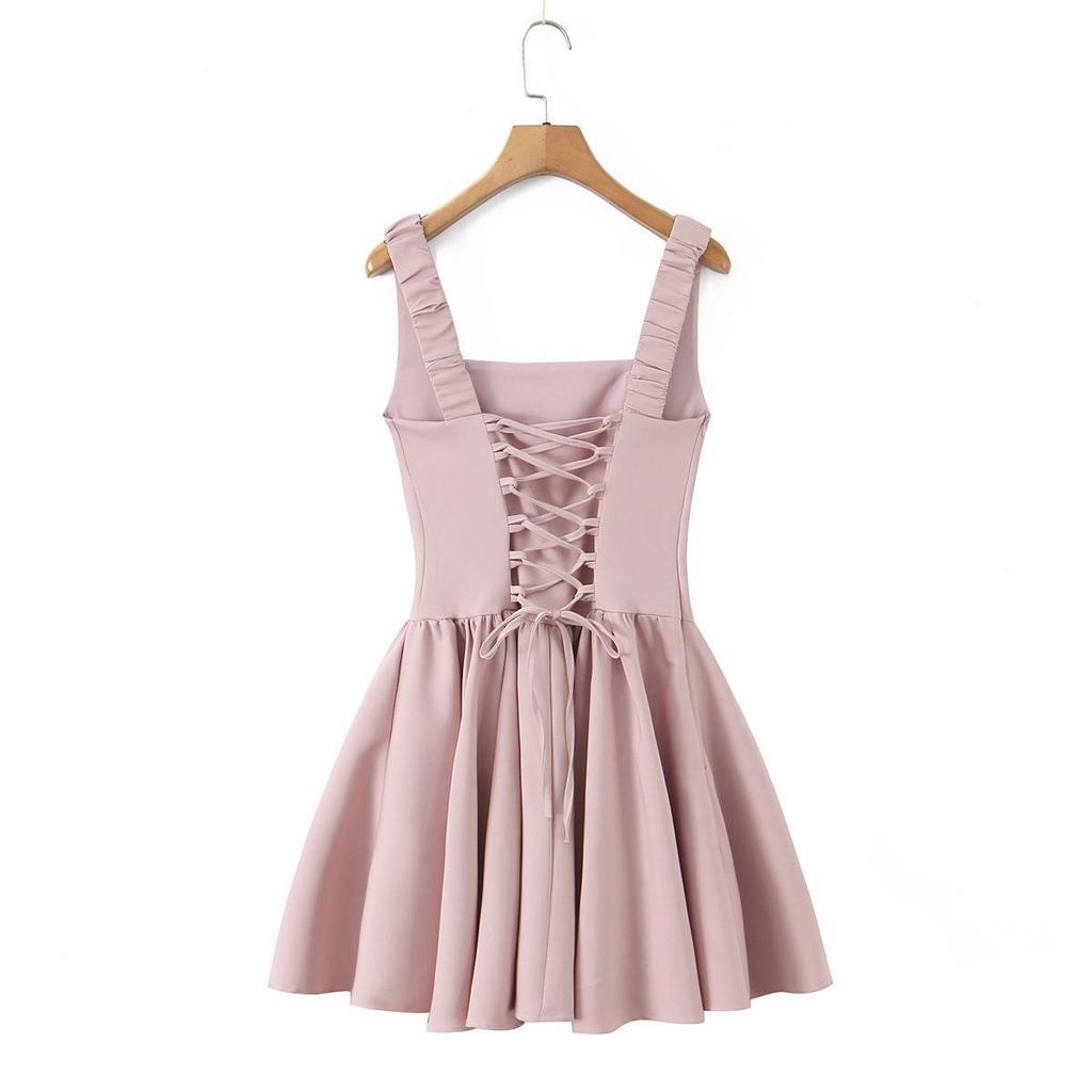 Damen Schnür-Schmal geschnittenes Knitter-Spaghetti-Trägerkleid - Frühling Europäischer/Amerikanischer Stil in Rosa und Cremeweiß.