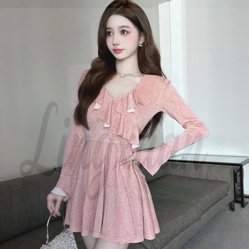 

Pure Desire Ruffle V-Neck Bell Sleeve Winter Slimming A-Line Little Black Dress Extra Large рожевий