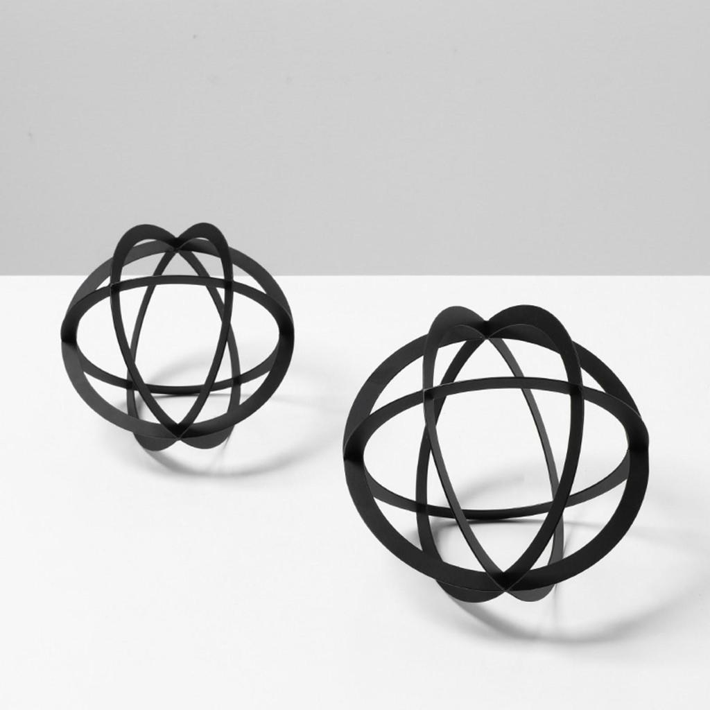Metal Geometric Sculpture Decorative with Interlocking Rings Elegant