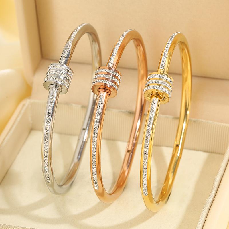 Titanium Steel Bracelet - Versatile and Fashionable Waist-rotating Open Bracelet - High-end Diamond Bracelet