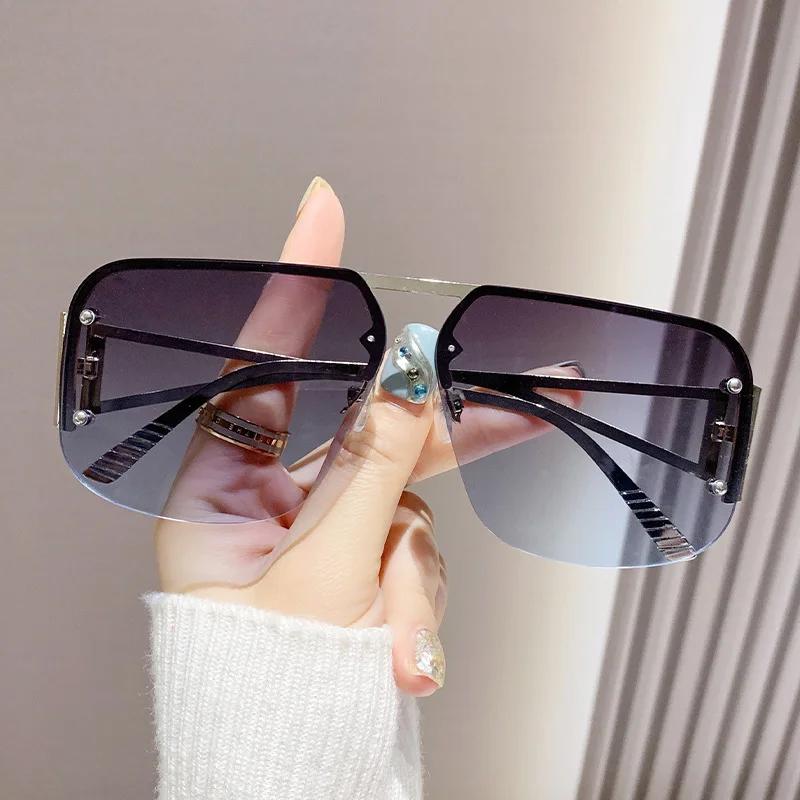 New Vintage Square Sunglasses Woman Classic Retro Gradient Mirror Frameless Sun Glasses Female Fashion Rimless