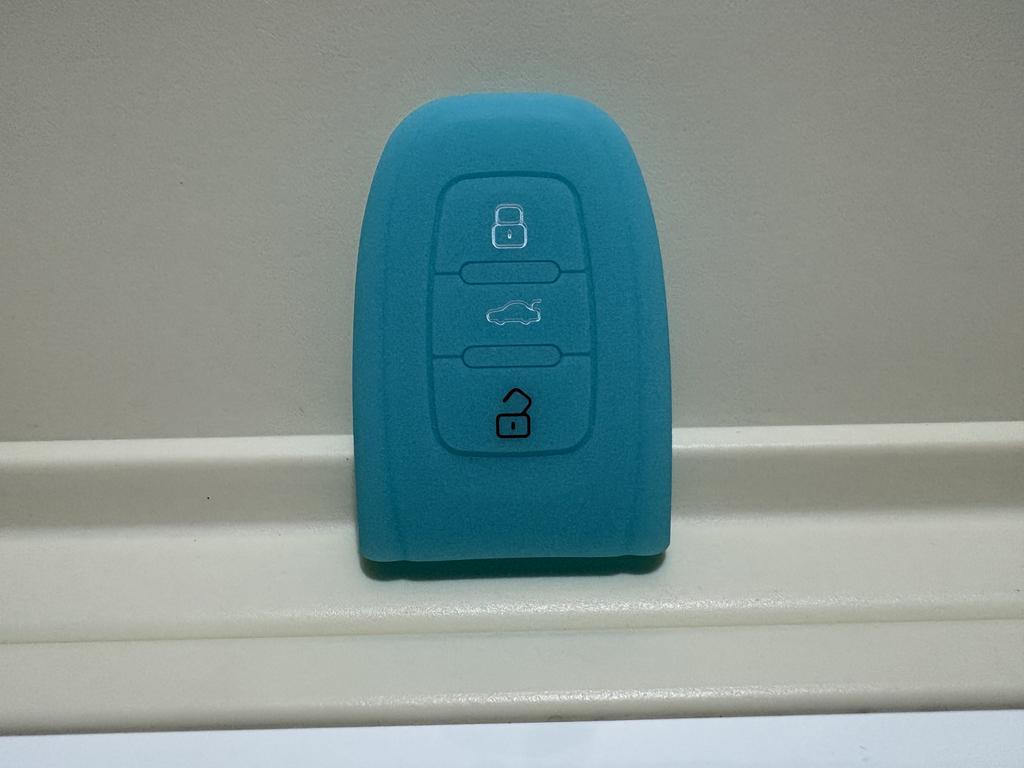 Suitable for Changan CS75PLUS Key Cover UNI-V Key Case CS35PLUS Yidong Silicone Protective Cover Lumin
