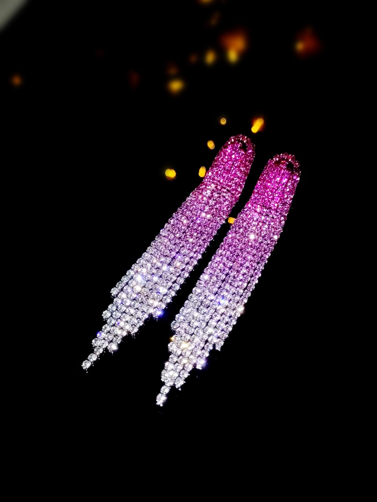 

High-end luxury rhinestone tassel clip-on earrings, non-pierced elegant studs.