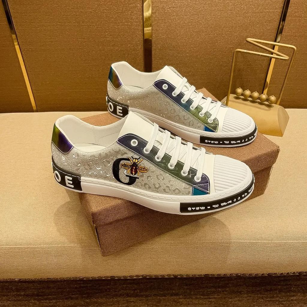 Italia Designer Scarpe Casual da Uomo Moda di Lusso Vera Pelle Lavoro Pelle Ape Scarpe Uomo Uomo Sport Sneakers Classiche