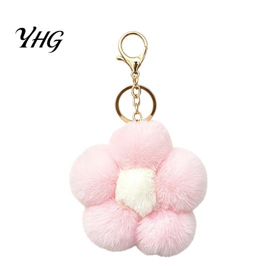 Flower Bag Charm Plush Keychain for Handbags, Five-petal Charm, Women Fluffy Backpack Hanging Accessory Purse Accessories