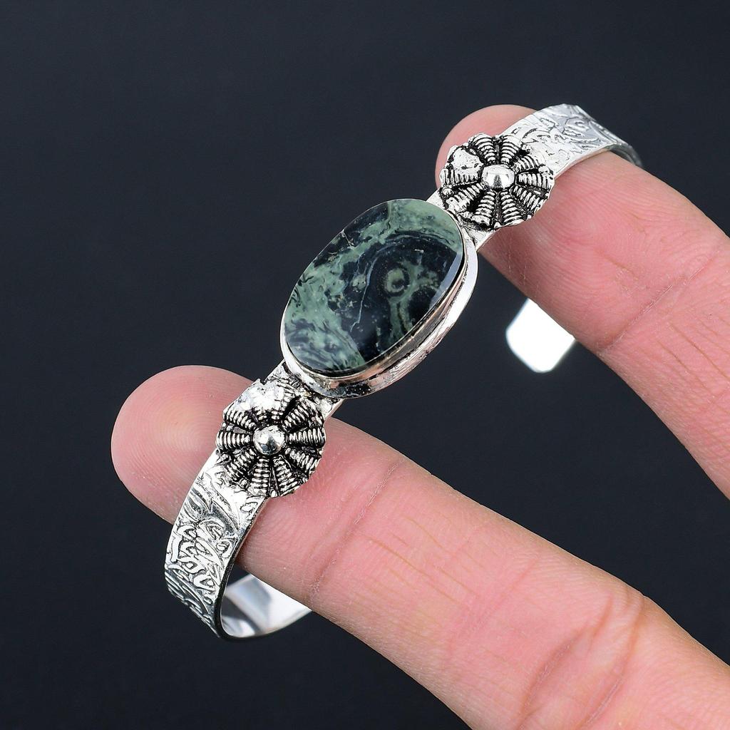 925 Silber Natürlicher Kambaba-Jaspis Elegantes Handgefertigtes Armreif-Armband