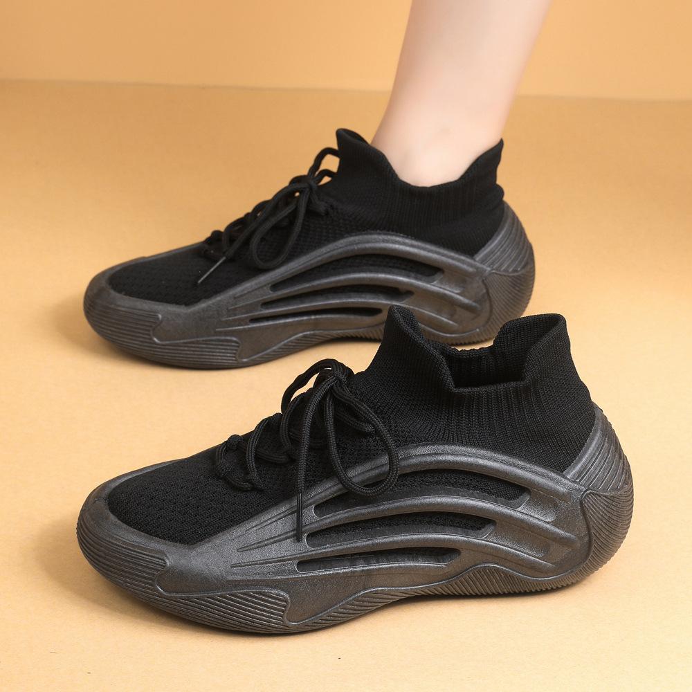 Flying shoes women's 2025 summer new mesh breathable versatile casual shoes soft-soled running shoes