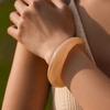 Offener Armreif Unregelmäßiger Armreif Acryl Retro Handring Übertriebenes Armband Modeschmuck