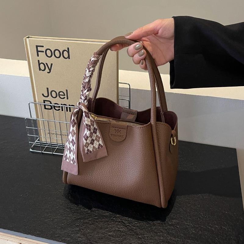 Soft leather bucket bag handbag women's new high-end versatile vegetable basket bag large-capacity shoulder messenger bag