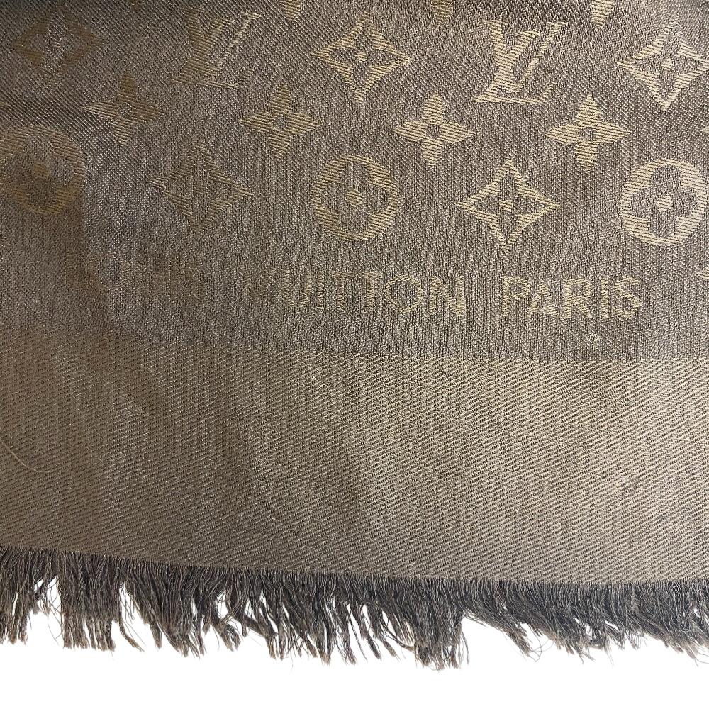 LOUIS VUITTON Large format Monogram Voal silk Stall Brown silk unisex Used