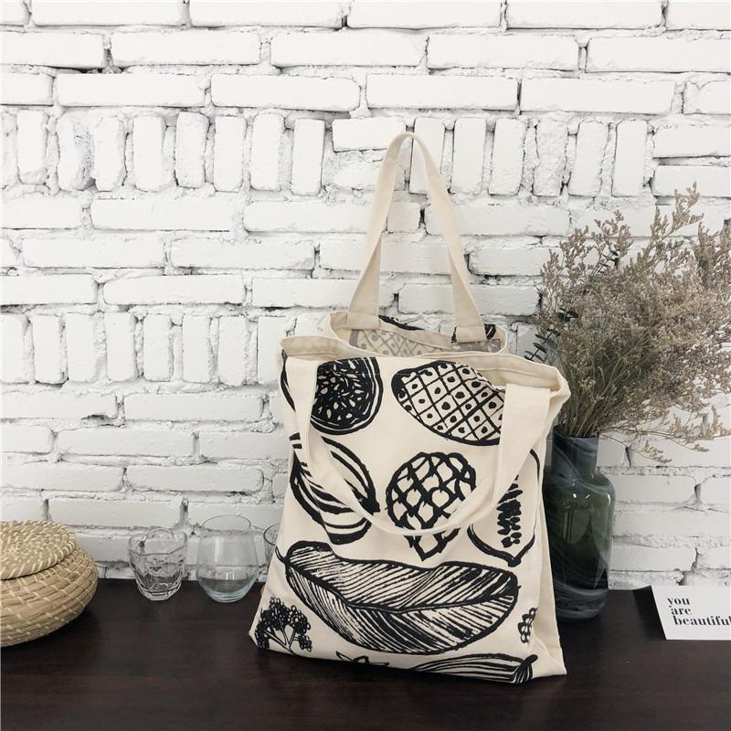 

New, large-capacity three-grid shoulder bag basic simple summer printed canvas bag bag women