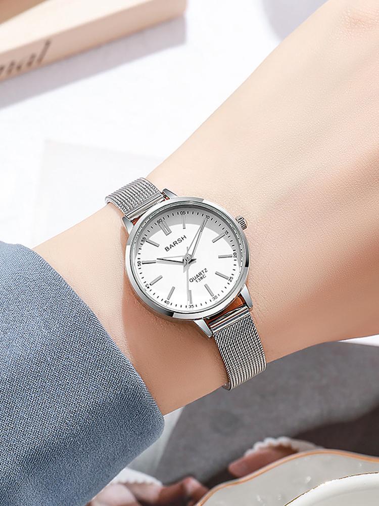 This is a high-end, simple, elegant, light luxury, niche and fashionable watch for women