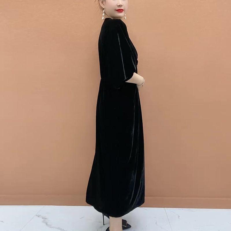 Women's V-neck Velvet Dress Rhinestone Fitted Long Dress Autumn and Winter