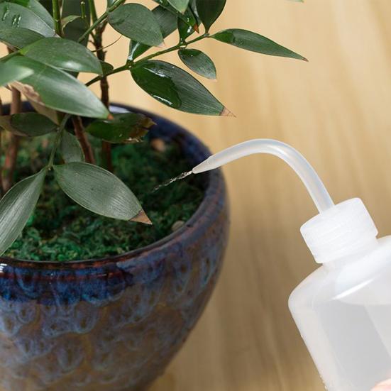 Yousheng Squeeze Gießflasche Kunststoff Waschflasche mit Skala 250ml 500ml 1000ml Squeeze Flasche mit schmaler Öffnung Kleines Gießwerkzeug