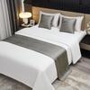 Einfarbiges Figurenmuster Bett-Handtuch Hotel Minimalistisch Doppelseitige Betten-Fahne Bettwäsche Läufer Zubehör Nachttischmatten Ferienwohnungen