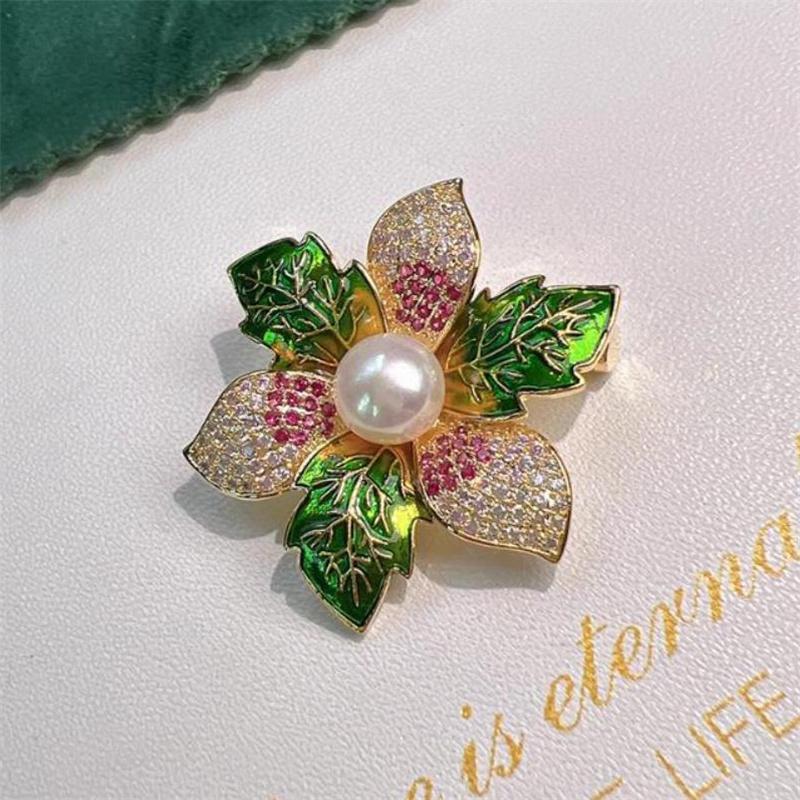 

Fashion Flower Rhinestone Pearl Brooches For Women Clothing Jewelry Accessories Gifts 1pc