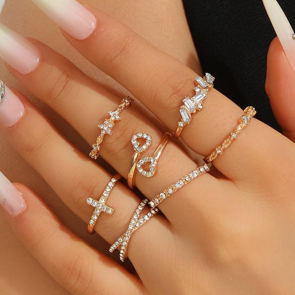 Zestaw Pierścionków z Cyrkoniami w Kształcie Serca Vintage dla Kobiet - Słodki Styl Europejski i Amerykański