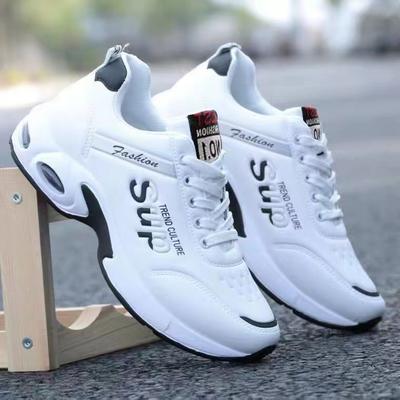 Scarpe da ginnastica Scarpe casual da uomo Superficie in pelle Impermeabili Scarpe da corsa di tendenza Scarpe da studente