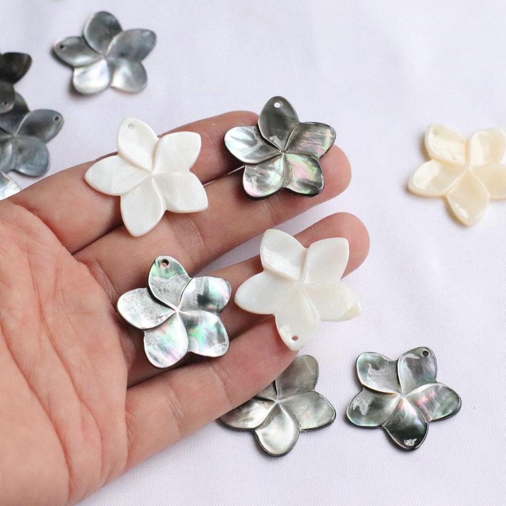 Natural Mother-of-Pearl Shell Petals: Black & White Single Hole Five-Pointed Flower DIY Ornament Accessory.