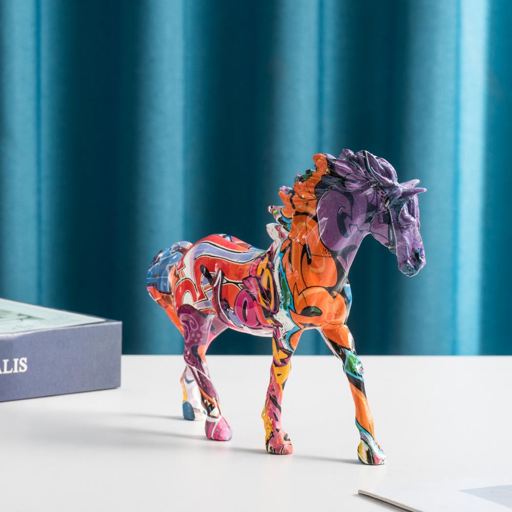 Neue nordische Pferd Tier Harz Ornamente Zuhause Wohnzimmer Arbeitszimmer Büro Schreibtisch Wassertransfer Dekoration