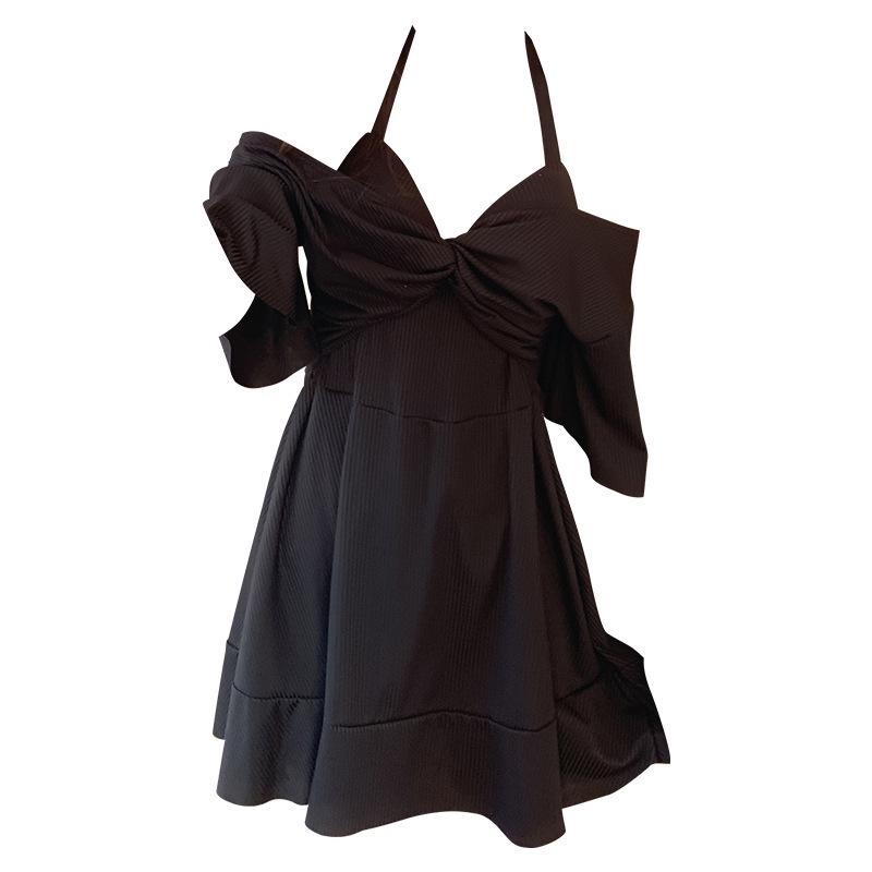 "Women's Plus Size Conservative One-Piece Swimsuit - Belly-Covering, Slimming, Holiday & Hot Spring-Ready"