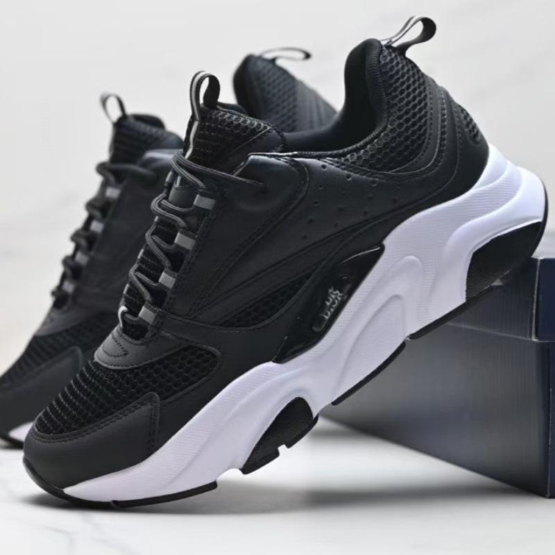 

Casual Mens Summer Sneakers Thick Sole Breathable Mesh Lightweight Elevator Dad Shoes for Sports 38