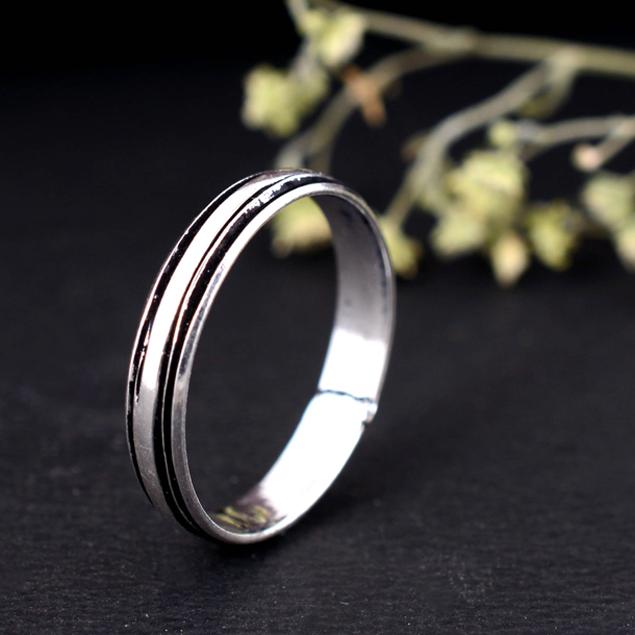 Adjustable Arthritis Splint Silver Ring – Handmade Thumb and Finger Support Band, Therapy Jewelry for Women & Men
