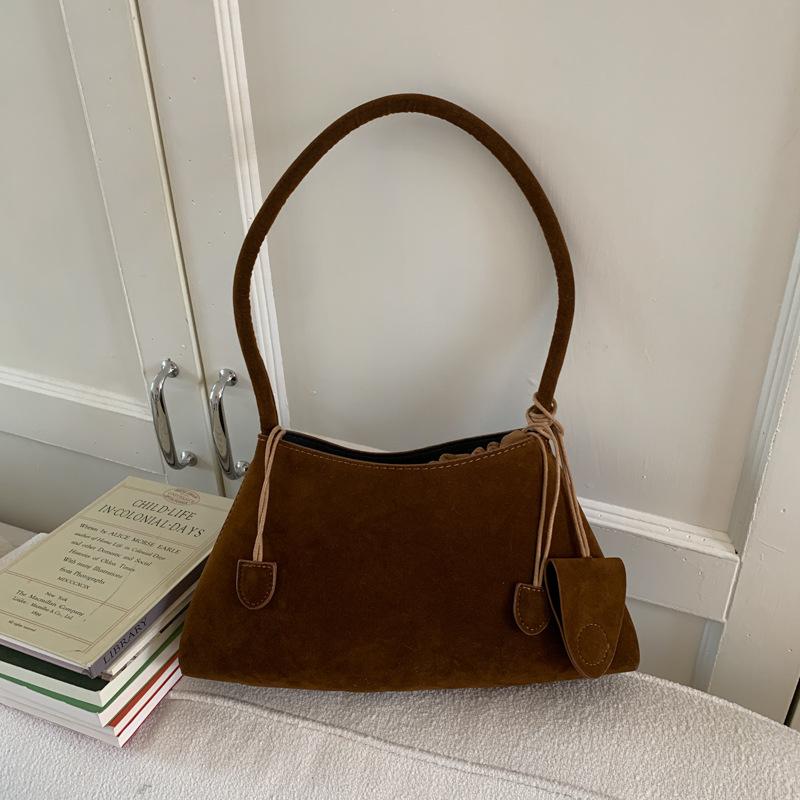 

Autumn and winter simple solid color musk skin velvet niche underarm bag women s popular casual handbag commuter shoulder bag