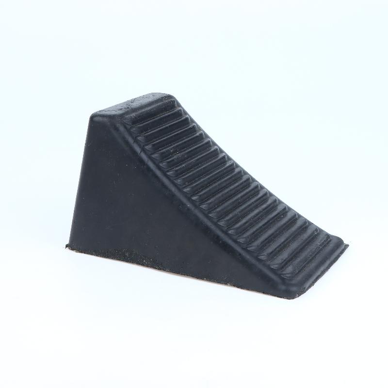 Triangular Stable Portable Rubber Wheel Chock Non-Slip Heavy Duty Small Car Tire Stopper for Daily Parking
